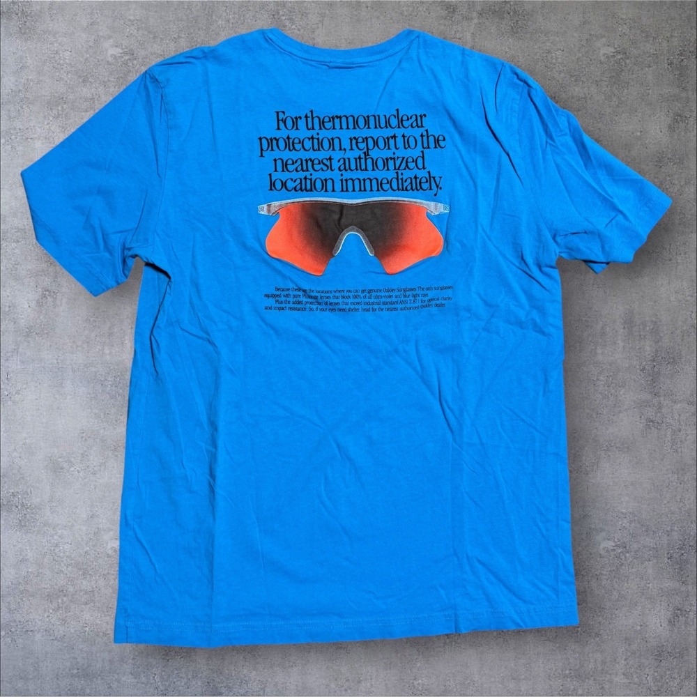 VINTAGE Oakley Lights Goggles Promo T Shirt - Factory Pilot, Blue ‎ XL